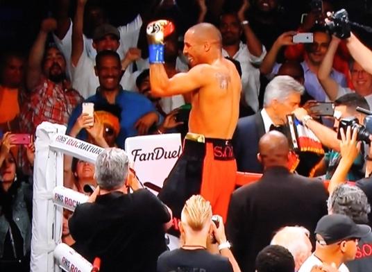 Ward vs Smith - Andre Ward beats Paul Smith